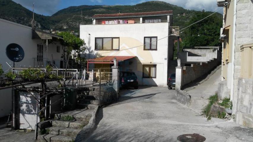 House for sale in Tivat with sea view