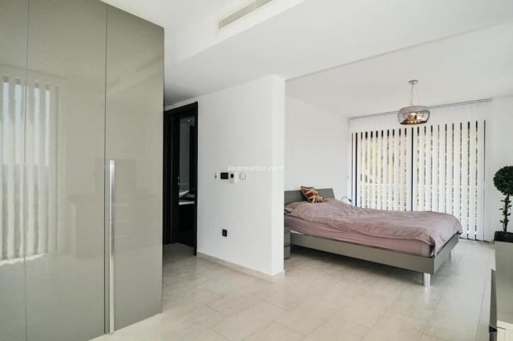 Luxury Villa with Pool, Guest Apartment & Additional Land – Tivat