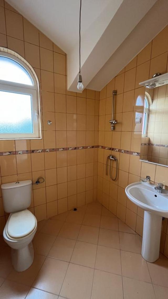 New 79 m2 Apartment in Lastva Grbaljska, Top Floor with High Ceilings, Terrace and Parking