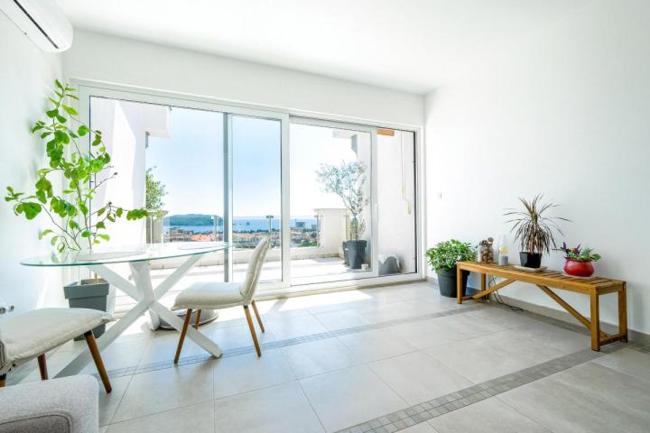 Bright apartment with panoramic view of Budva — 65 m2 comfort and space