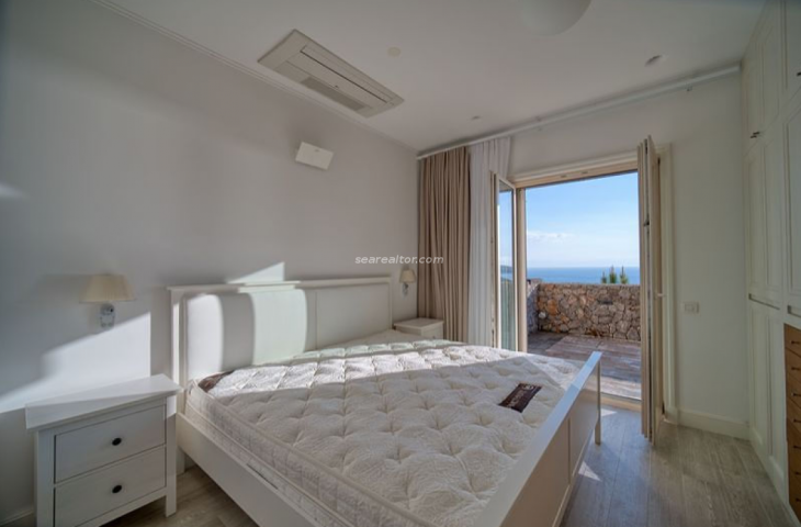 Luxurious two-bedroom apartment 105m2 with sea view - Luštica Bay