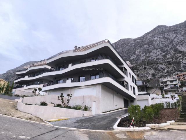 Modern Two-Bedroom Apartment 52m2 - Dobrota, Kotor