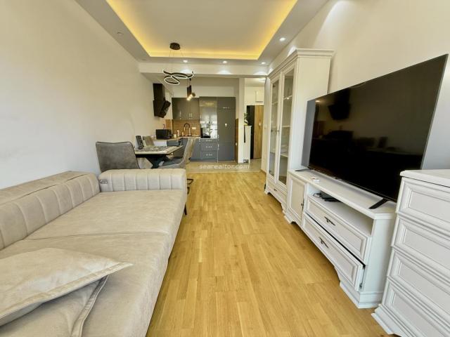 One-Bedroom Apartment for Sale in Budva, Podkošljun, Sea View