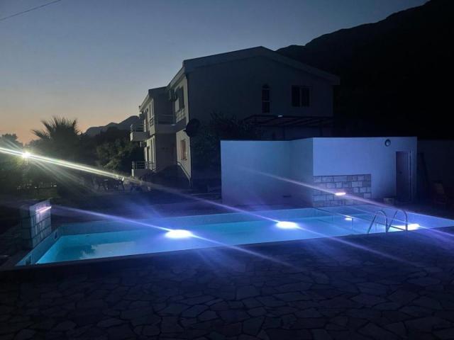 Spacious House with Pool and Large Plot for Sale – Sutomore, Bar
