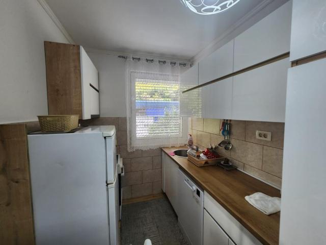 Two-bedroom apartment in a quiet neighborhood – Sveta Vrača, Kotor