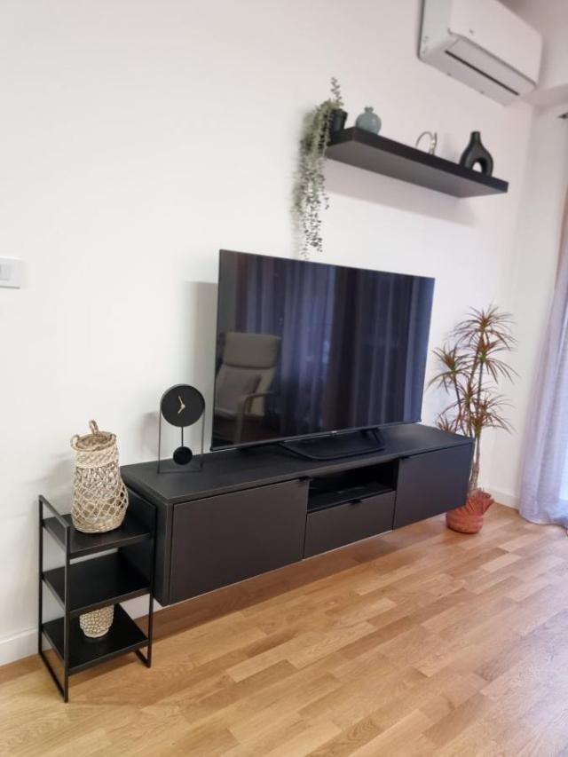 For rent: One-bedroom apartment 46 m2, Tivat