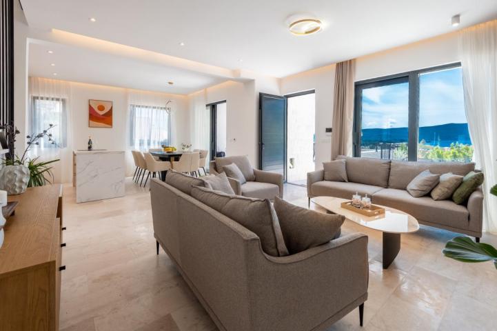 Luxury villa with pool and sea view, Tivat