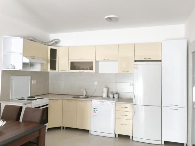 Dvosoban stan 71m2, Izdavanje, Podgorica