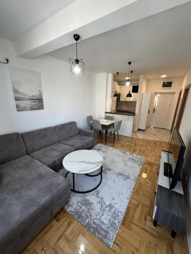 Jednosoban stan 40m2, Izdavanje, Podgorica