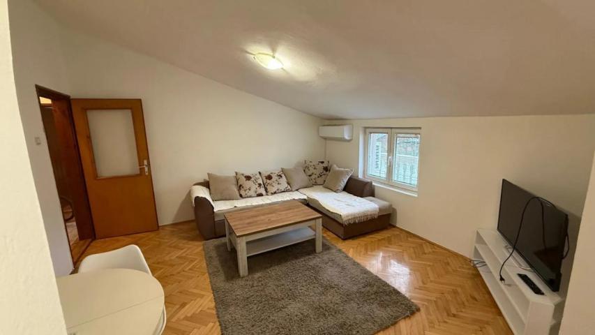 Dvosoban stan 65m2, Izdavanje, Podgorica