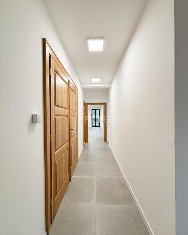Poslovni prostor 120m2, Izdavanje, Podgorica