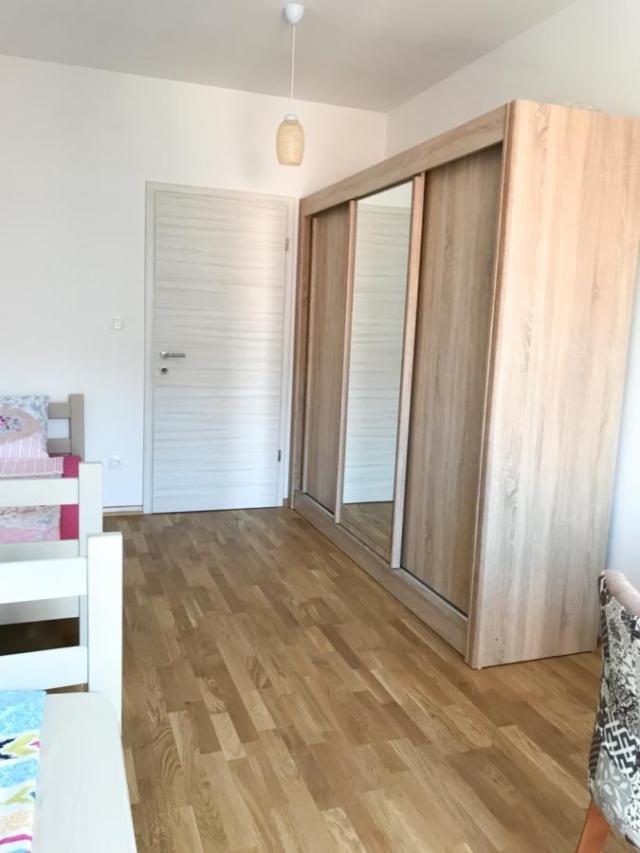 Dvosoban stan 71m2, Izdavanje, Podgorica