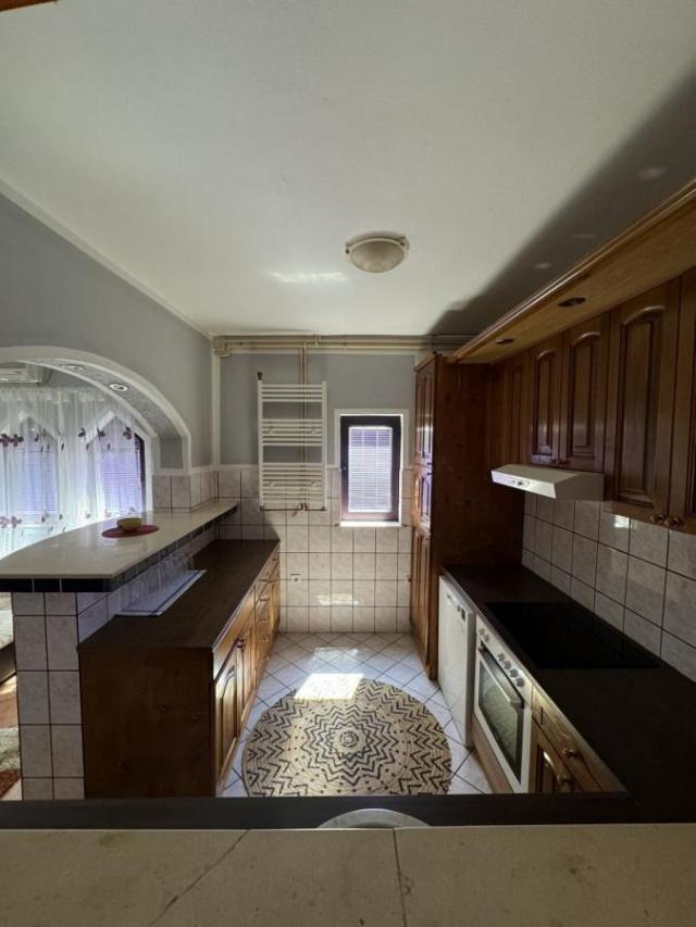 Dvosoban stan 76m2, Izdavanje, Podgorica