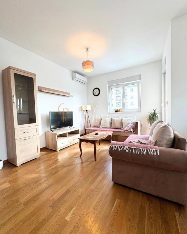 Dvosoban stan 70m2, Izdavanje, Podgorica