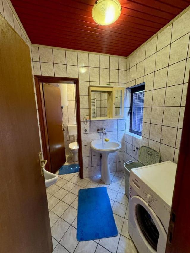 Dvosoban stan 76m2, Izdavanje, Podgorica