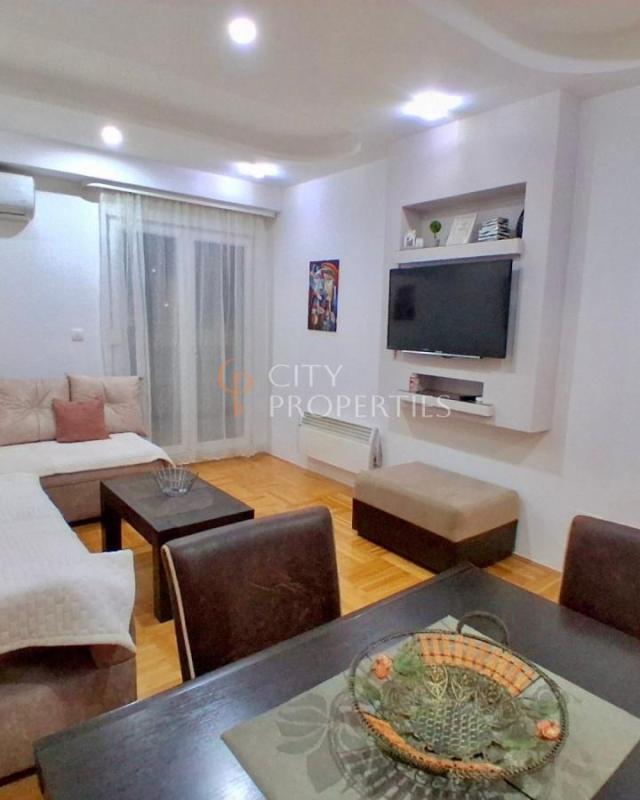 Dvosoban stan 74m2, Izdavanje, Podgorica