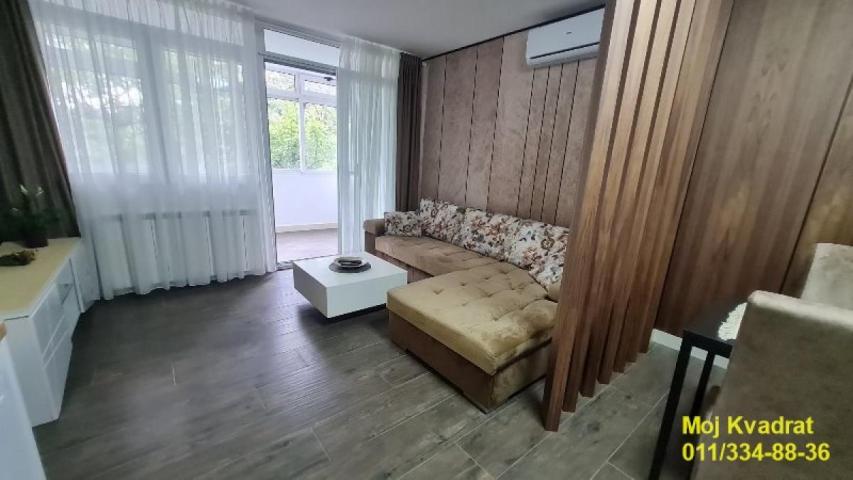 Fotografija stana 1 od 28