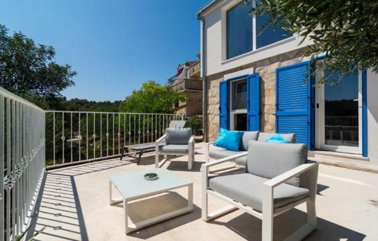 Hrvatska, lux vila, 552 m2