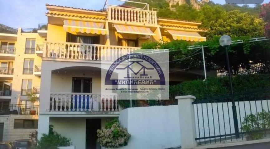 PRELEPA VILA NA SVETOM STEFANU, POGLED NA MORE!