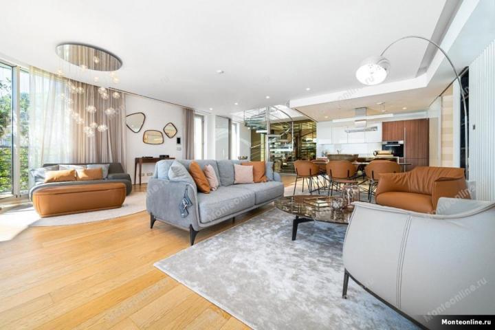 Luksuzni penthouse sa 3 spavaće sobe u Dukley Gardens