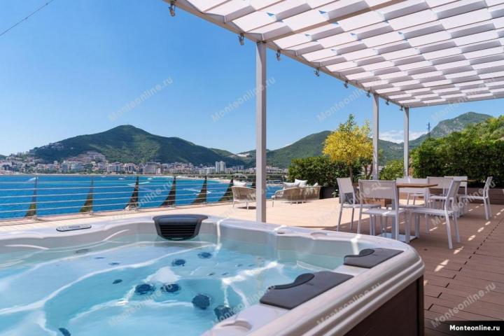 Luksuzni penthouse sa 3 spavaće sobe u Dukley Gardens