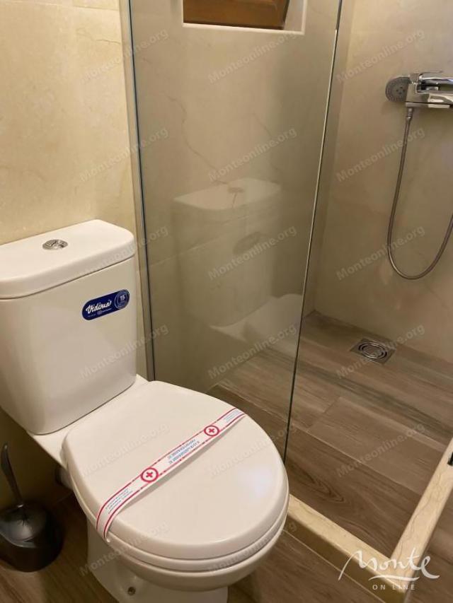 Moderna apartmanska vila sa 4 zvjezdice u centru Kolašina