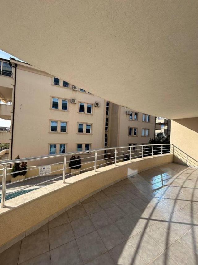 Apartmani u živopisnom Petrovcu na Budvanskoj rivijeri