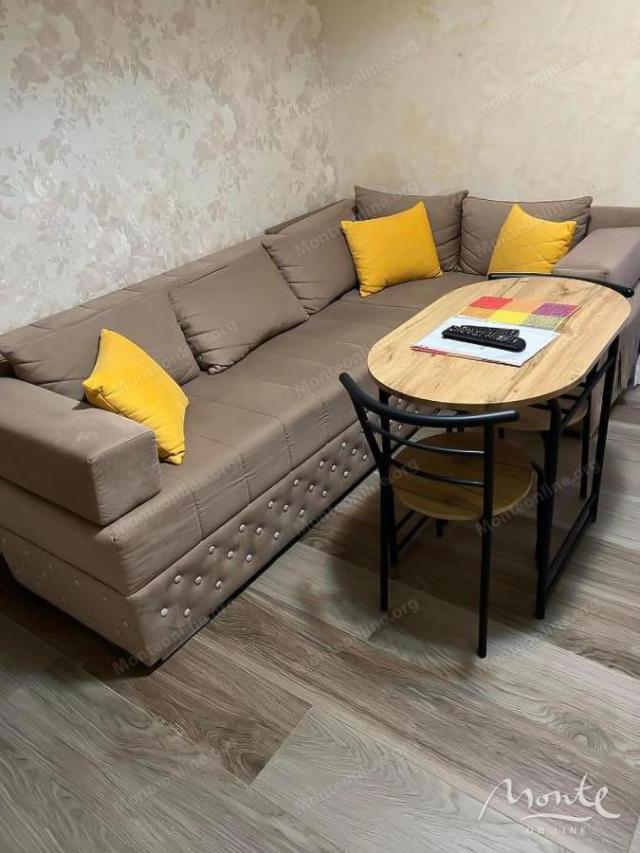 Moderna apartmanska vila sa 4 zvjezdice u centru Kolašina