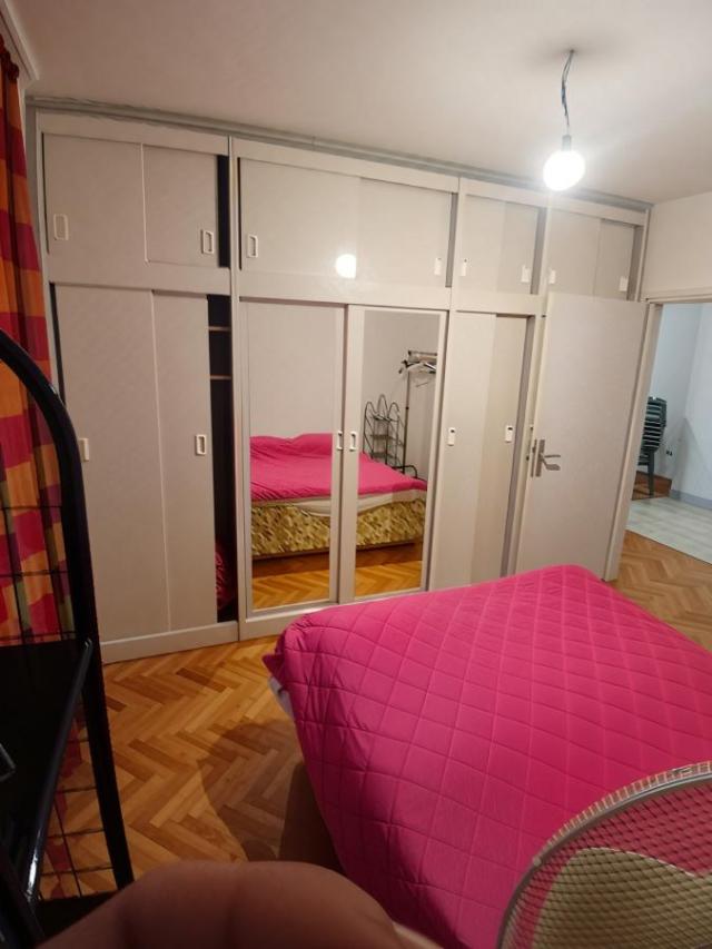 Udoban apartman u Budvi - samo 700 m od mora