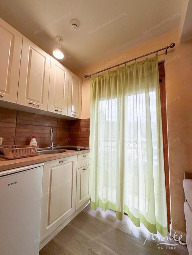 Moderna apartmanska vila sa 4 zvjezdice u centru Kolašina