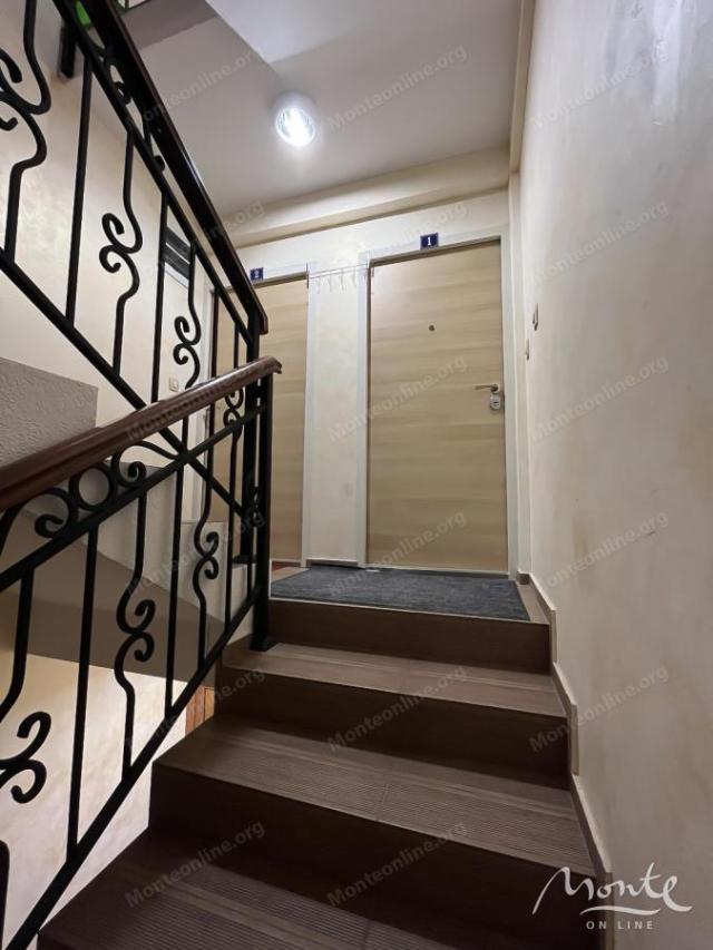 Moderna apartmanska vila sa 4 zvjezdice u centru Kolašina
