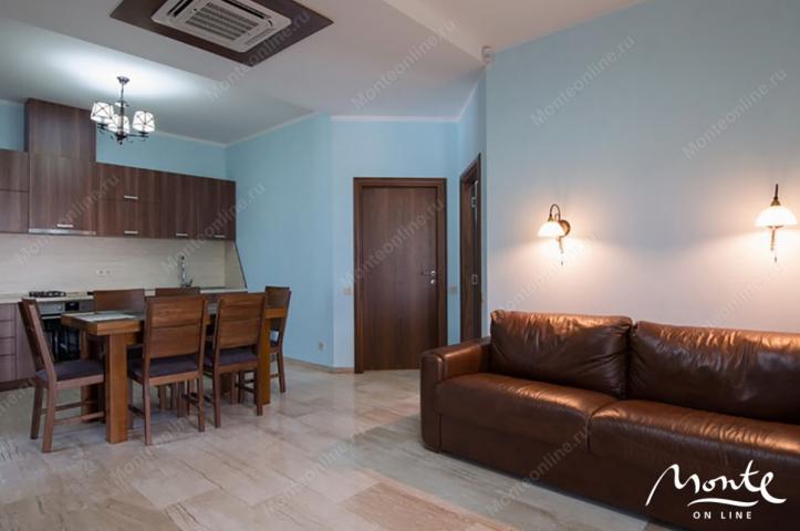 Vila sa bazenom na 1. redu u Stolivu