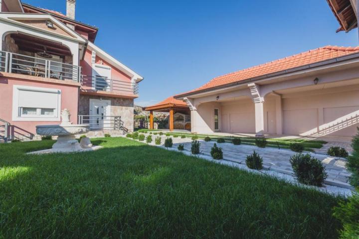 Ugodna kuća u živopisnom naselju Donji Kokoti, Podgorica