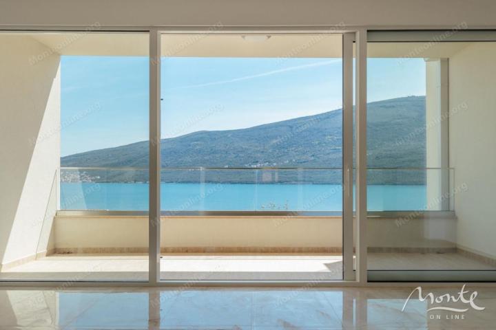 Stan sa 2 spavaće sobe, pogledom na more i saunom u luksuznom kompleksu u Baošićima, Herceg Novi