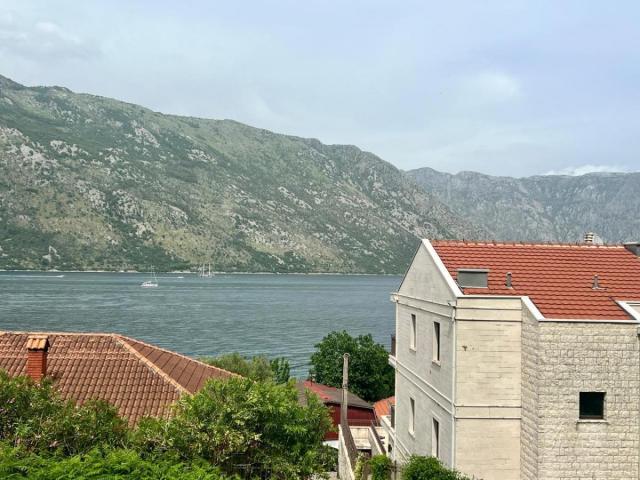 Zemljište u Stolivu s pogledom na more