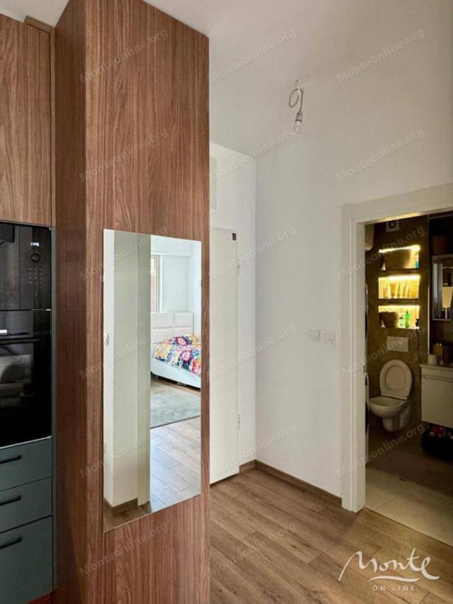Dvosoban premium stan u novom stambenom kompleksu, Budva
