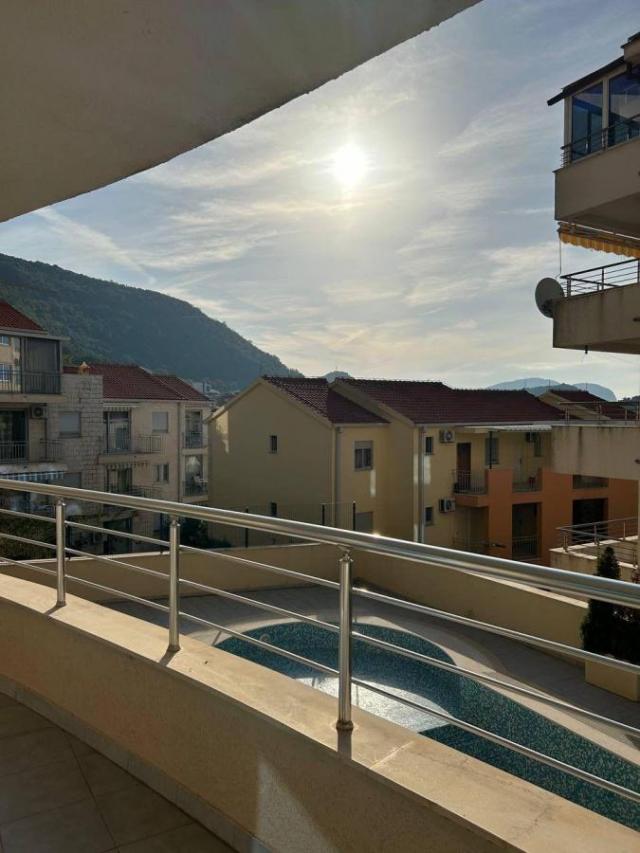 Apartmani u živopisnom Petrovcu na Budvanskoj rivijeri