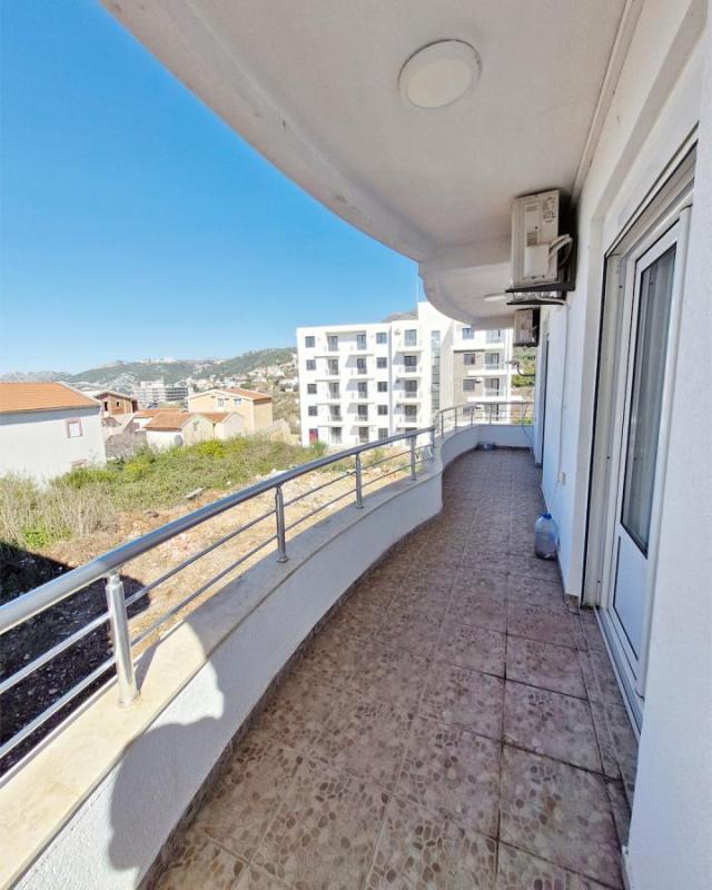 Aparthotel sa 8 apartmana 400 metara od plaže u Velikom Pijesku
