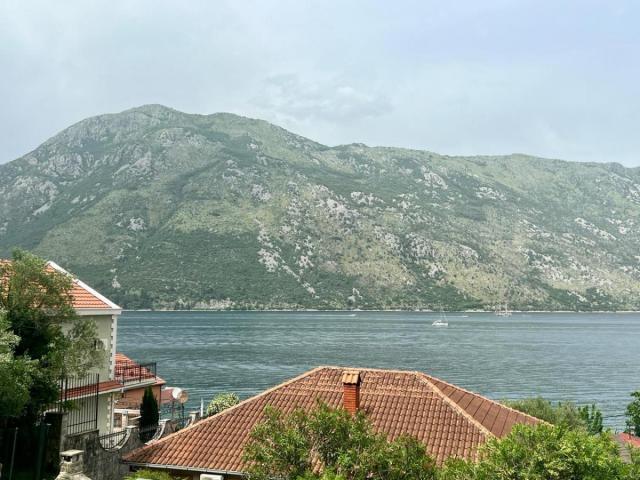 Zemljište u Stolivu s pogledom na more