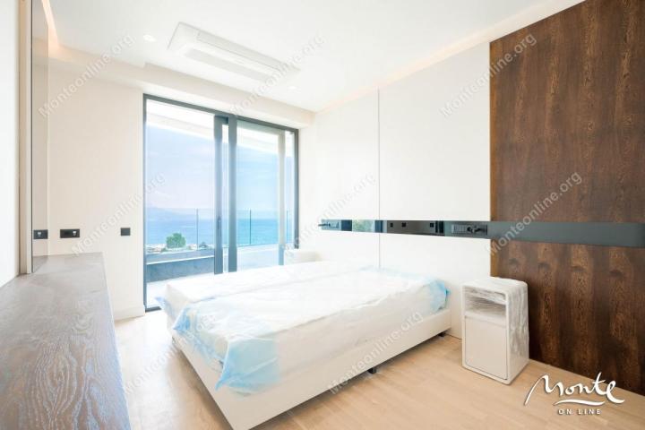 Luksuzni apartman s pogledom na Jadransko more u premium kompleksu, Bečići