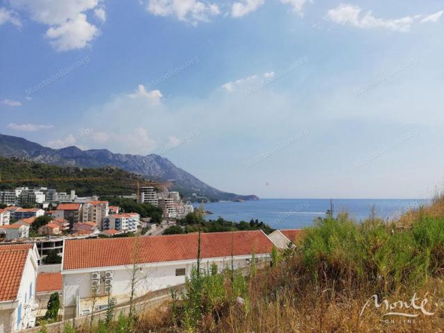 Prostran studio apartman s pogledom na more u Bečićima