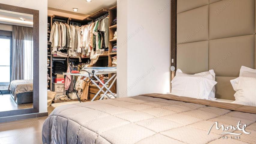 MODERNA, MODERNA VILA U DOBROTI 2 MINUTE OD MORA