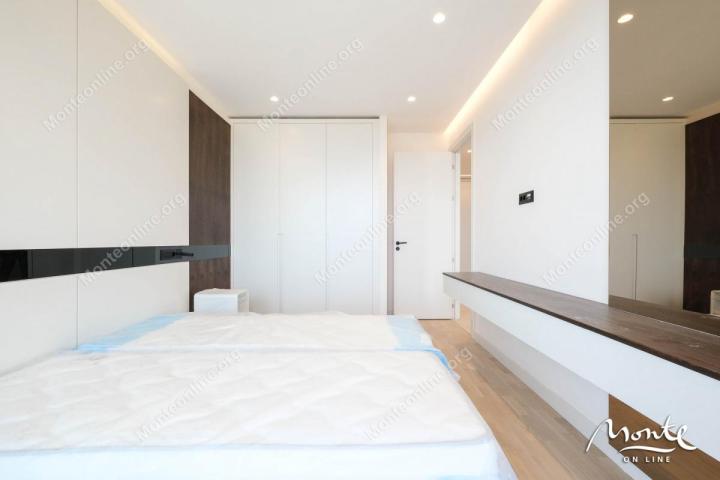 Luksuzni apartman s pogledom na Jadransko more u premium kompleksu, Bečići