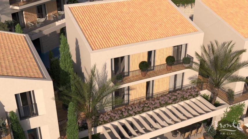 Luksuzna vila na 3 sprata u Budvi - ekskluzivni dizajn i privatnost