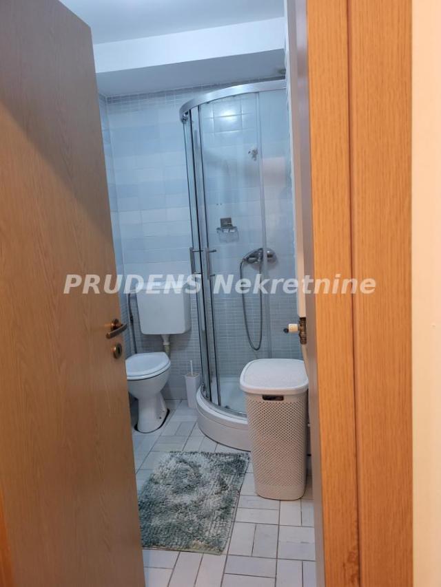 Fotografija stana 17 od 28