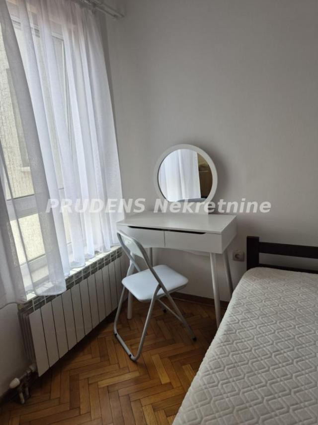 Fotografija stana 15 od 28