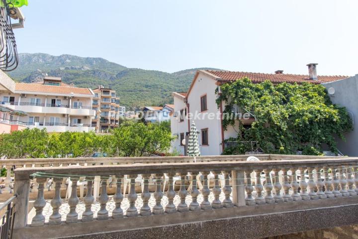 Budva-Bečići, uknjižena kuća