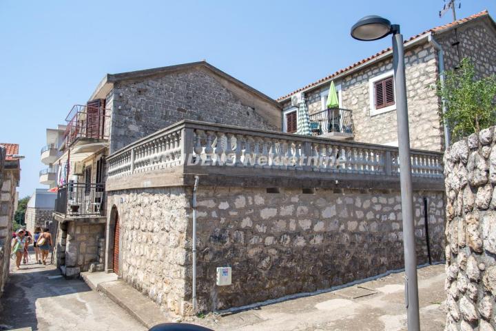Budva-Bečići, uknjižena kuća