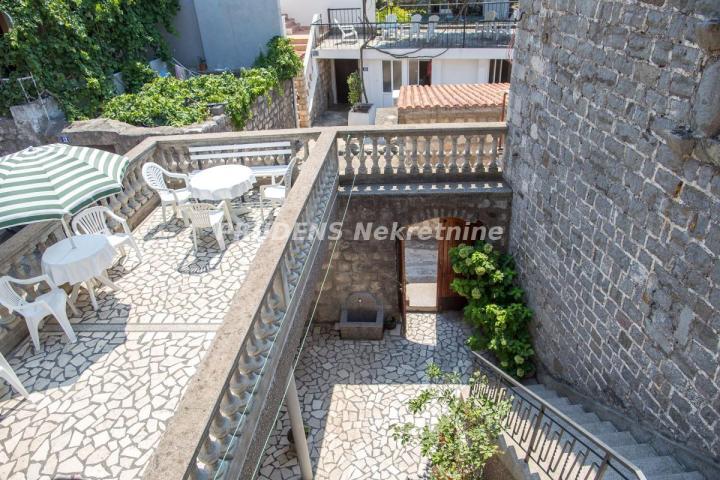 Budva-Bečići, uknjižena kuća