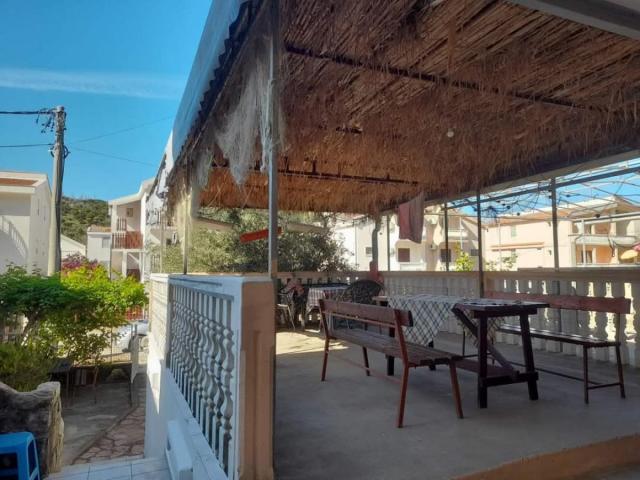 Crna Gora, Bar, Sutomore, 210m2- 8 apartmana